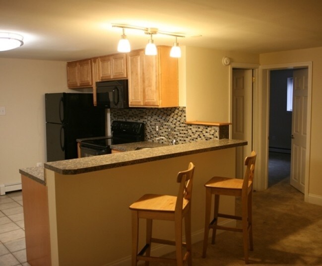 Kitchen - Overlook Hills Apartments