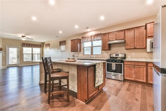 Building Photo - 4941 Adler Ct