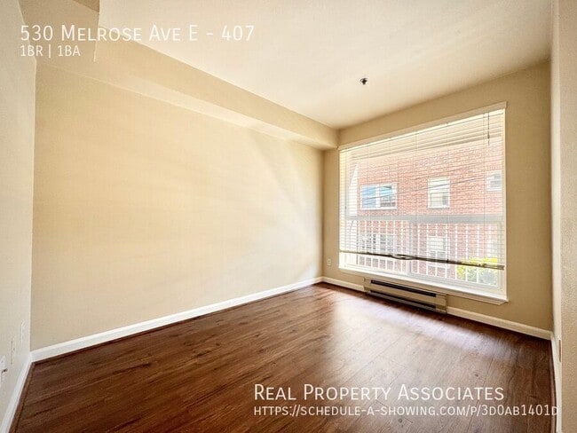 Building Photo - 530 Melrose Ave E