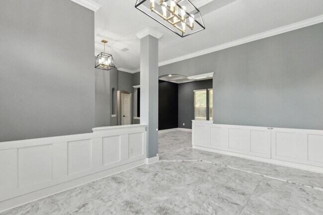 Building Photo - 14617 E Zachary Dr