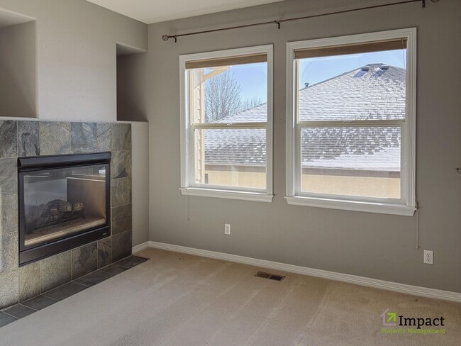 Building Photo - 10862 Glengate Cir