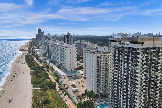 Building Photo - 5701 Collins Ave