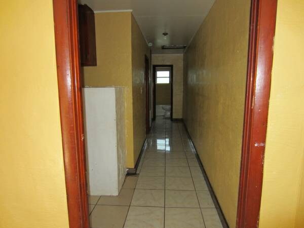 Building Photo - 725 Efferson St