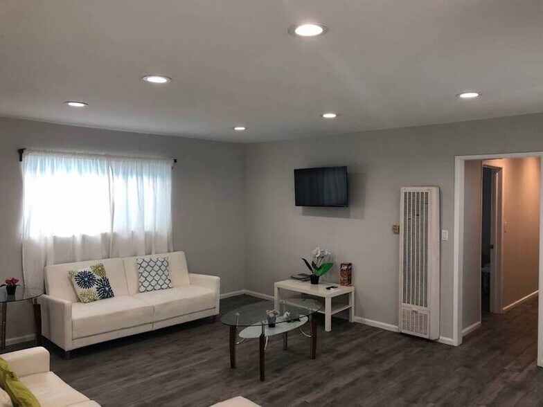 Building Photo - 2314 Pacific Ave