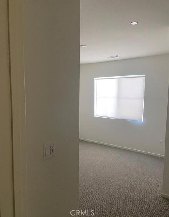 Building Photo - 215 Perennial Pl