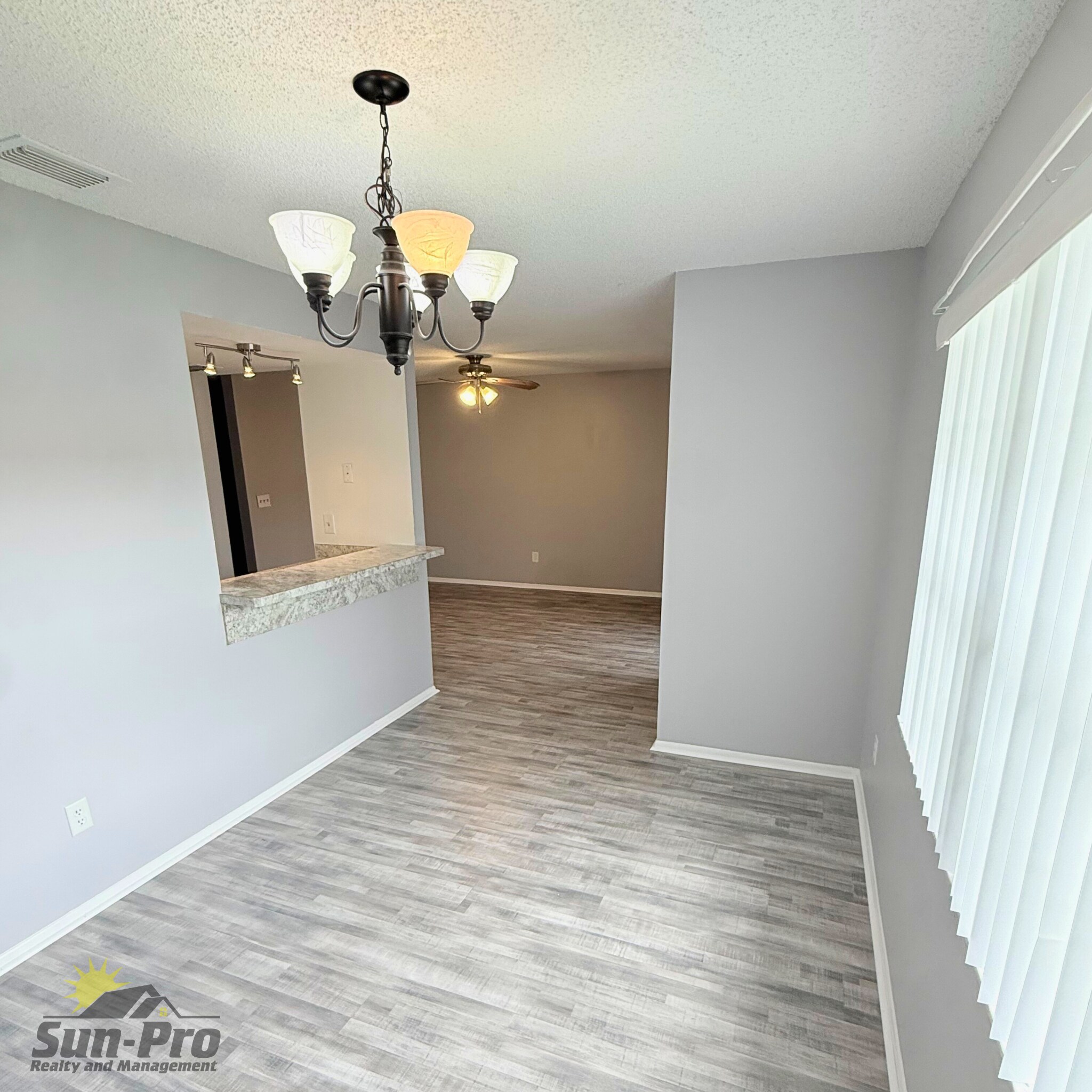 Building Photo - 417 Banana Cay Dr