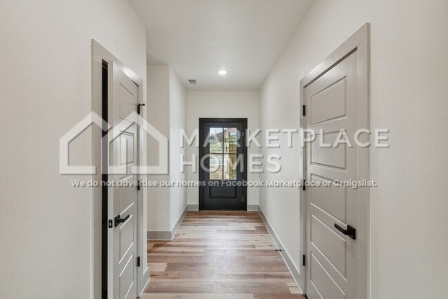 Building Photo - 1000 Clayton Rd