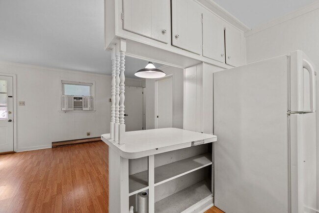 Building Photo - Charming 1 Bedroom Home near Duke University