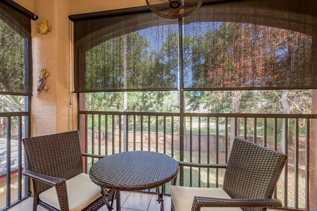 Building Photo - 2141 Portofino Pl