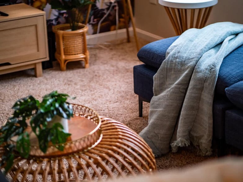 Building Photo - 386 Walworth Ave