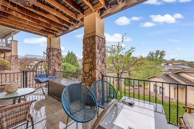 Building Photo - 358 Cliff View Dr