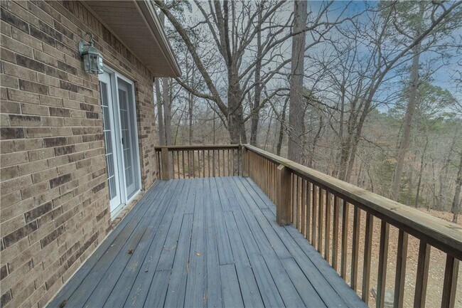 Building Photo - 20781 Low Gap Rd