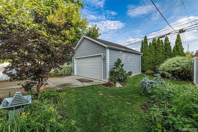 Building Photo - 16276 Kirkshire Ave