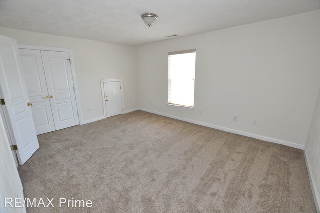 Building Photo - 6 br, 4 bath House - 1631 Jolliff Rd.