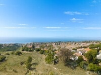 Building Photo - 29600 Island View Dr