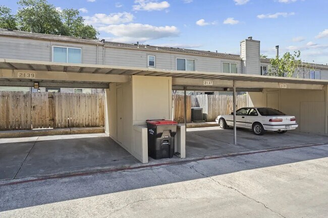 Building Photo - 2137 Shiveley Cir