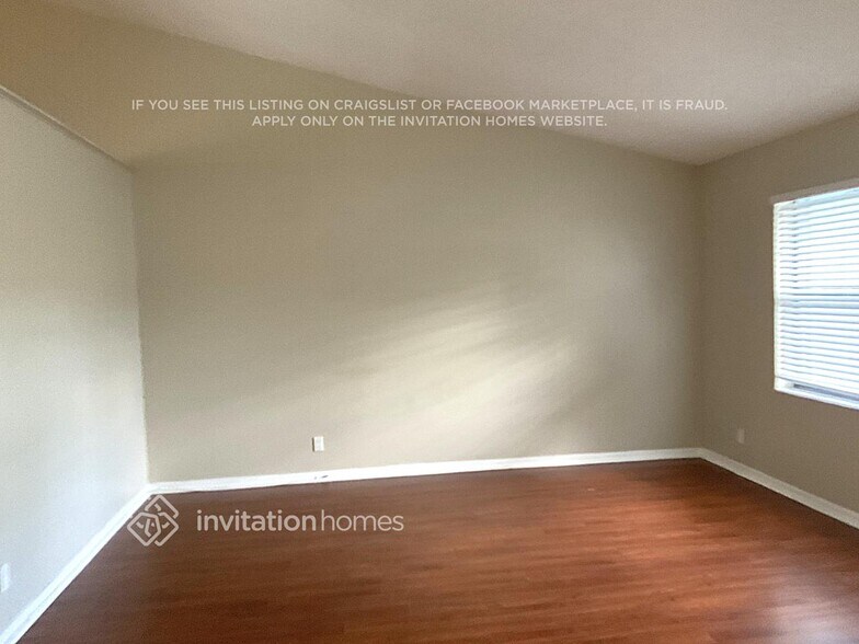 Building Photo - 13427 Kingsbury Dr