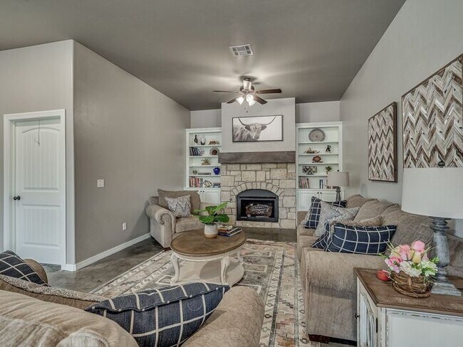 Building Photo - Brand New Senior Living Community!!
