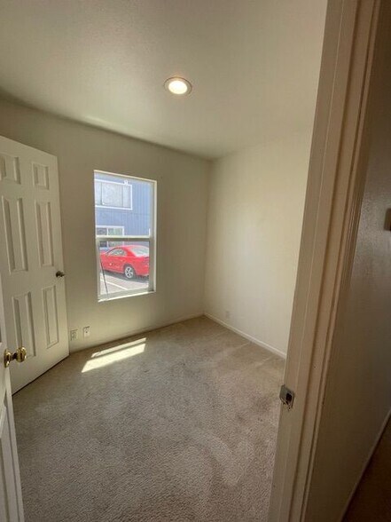 Building Photo - 3750 Santa Rosa Ave