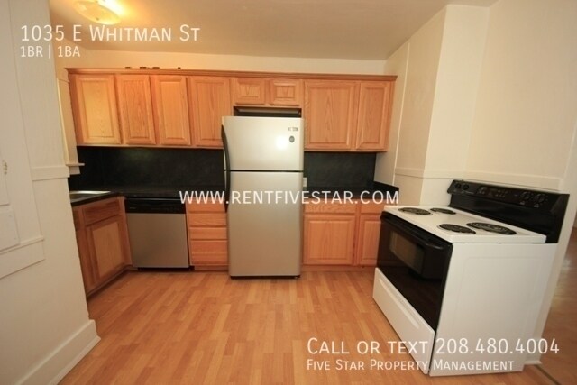Building Photo - 1035 E Whitman St