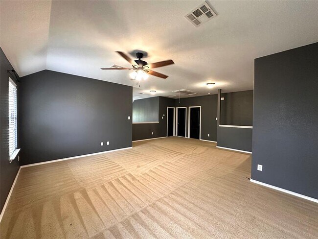 Building Photo - 4601 Tiddle Ln