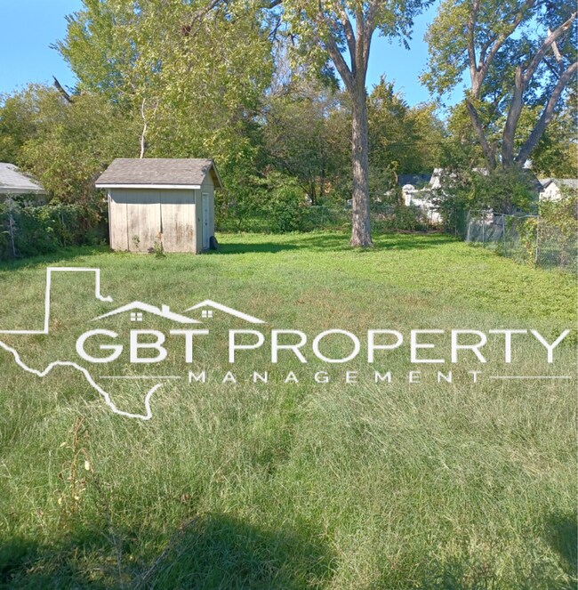 Building Photo - Coming Mid July!