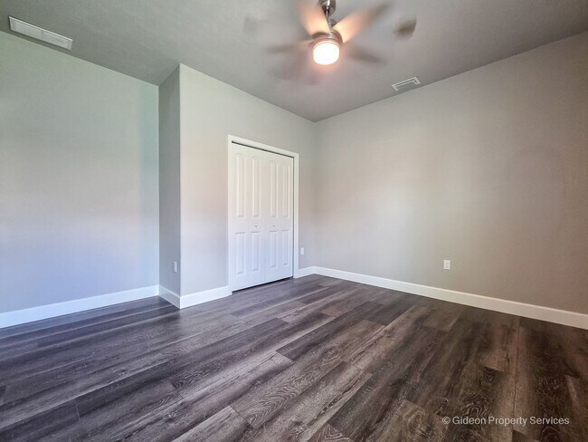 Building Photo - 1757 SW 72nd CIR