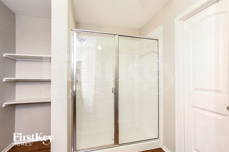 Building Photo - 1404 Waco Turner Dr