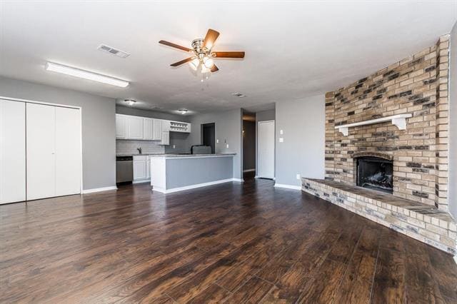 Building Photo - 221 Hardwood Trail