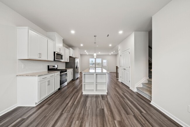 Building Photo - Convenient New Construction Townhome in Durham - Easy commute to RTP, Brier Creek, Airport