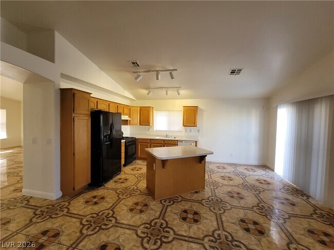 Building Photo - 4406 Cinema Ave