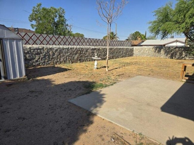 Building Photo - 3540 Breckenridge Dr
