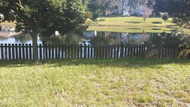 Building Photo - 2551 Coachman Lakes Dr