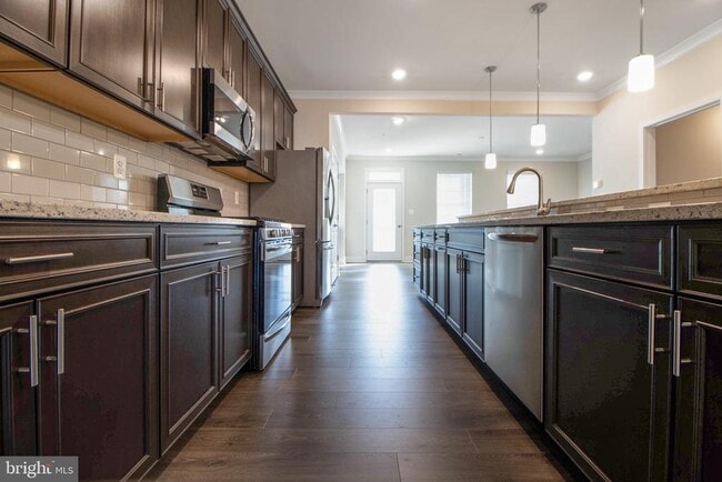 Building Photo - 7960 -B Potter Pl