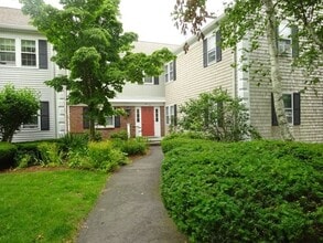 Building Photo - 69 Highview Dr