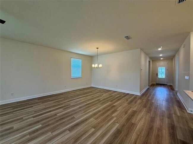 Building Photo - 53 Signet Cir