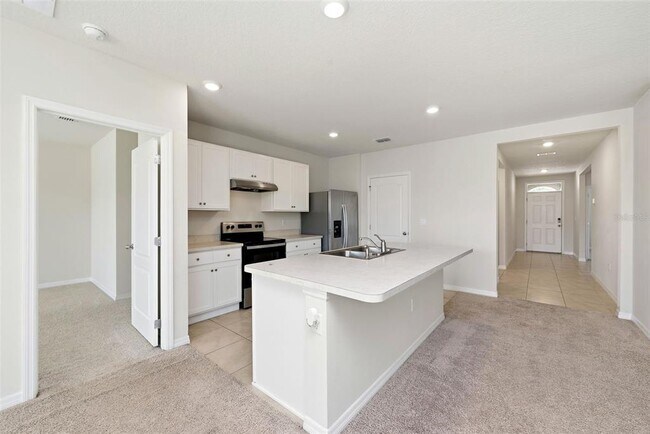 Building Photo - 2725 Dumont Ln