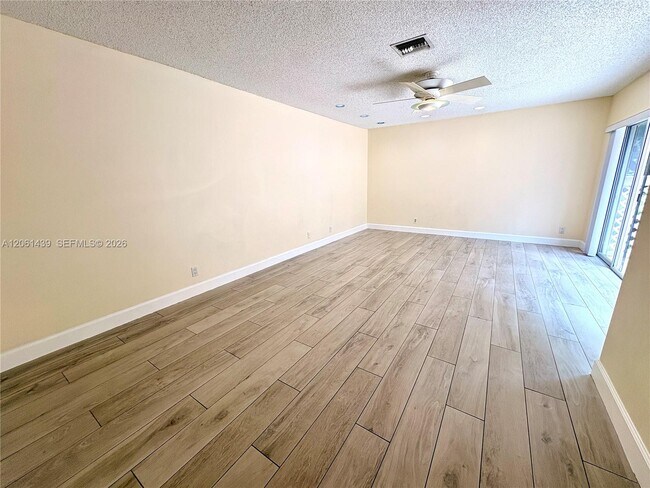 Building Photo - 11196 Longboat Dr