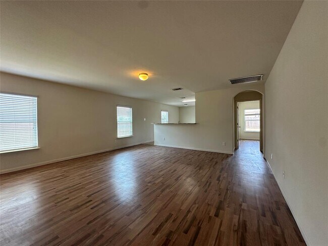 Building Photo - 104 Millers Lp