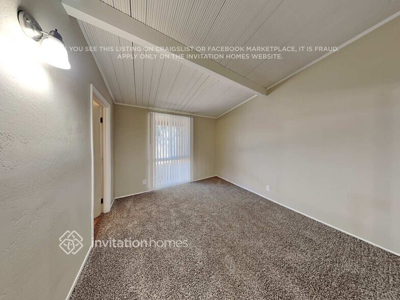 Building Photo - 927 Barbra Ln