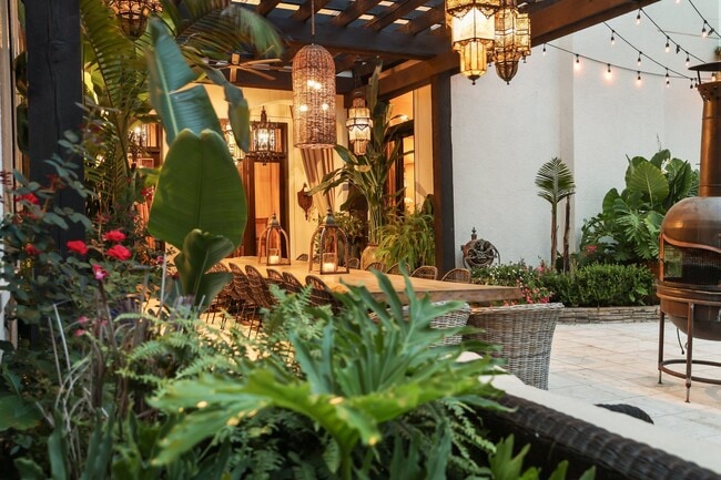 Building Photo - 5007 Cedar Creek Dr