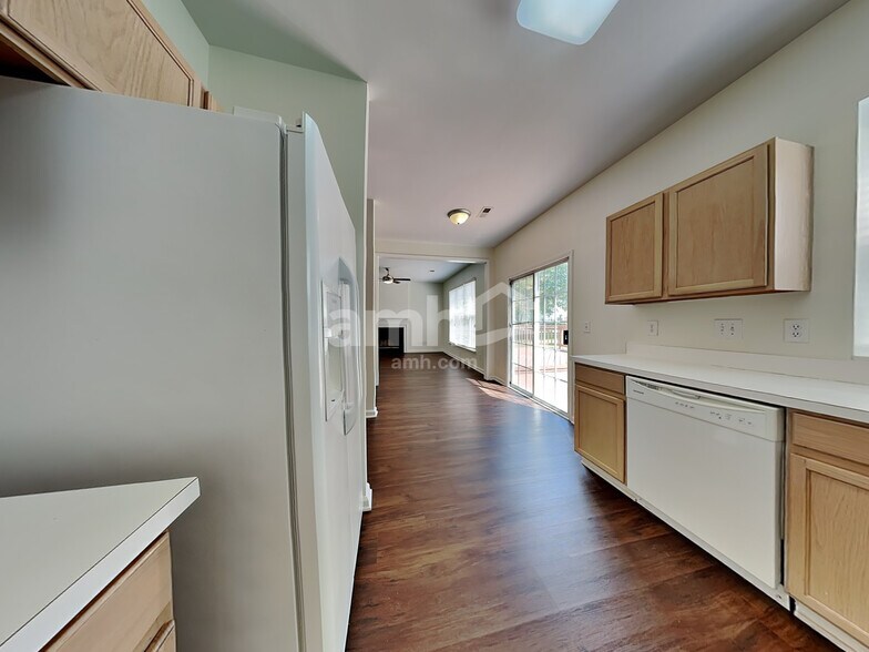 Building Photo - 3796 Windstream Way