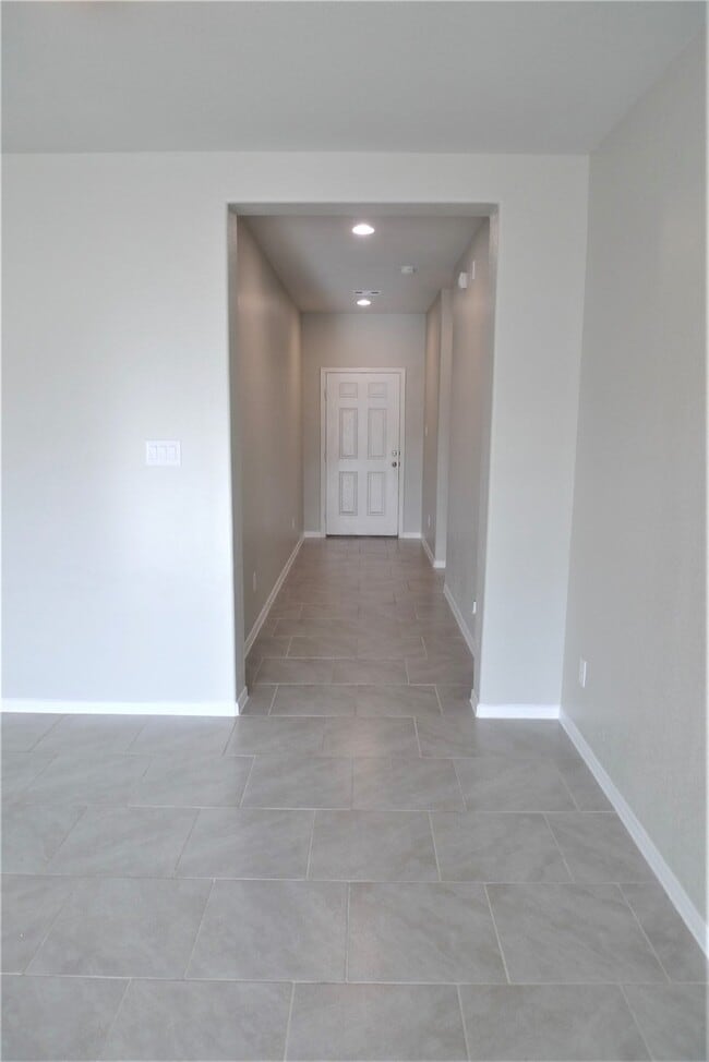 Building Photo - 3003 Lightles Manor Ct