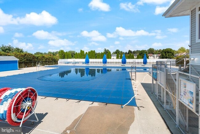 Building Photo - 10603 Tuppence Ct