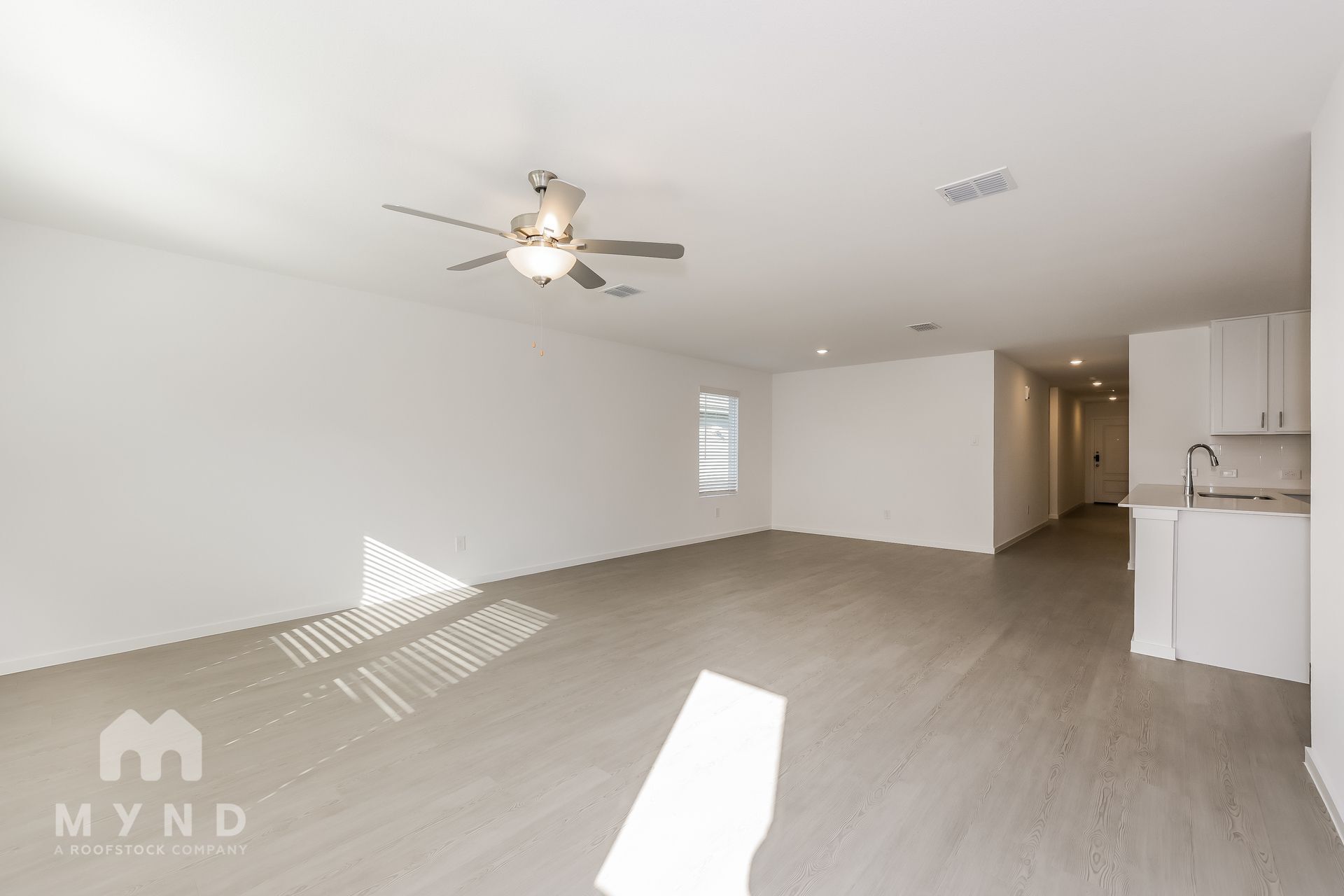 Building Photo - 2712 Ctr Crk Ln