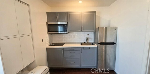 Building Photo - 2500 Sidon Ave
