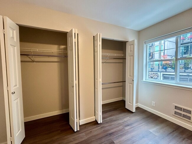 Building Photo - Capitol Hill Condominium
