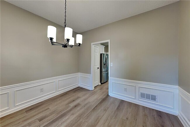 Building Photo - 215 Boca Ciega Ct
