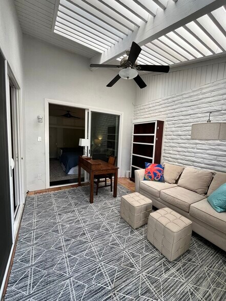 Sunroom - 7193 Estrella de Mar Rd