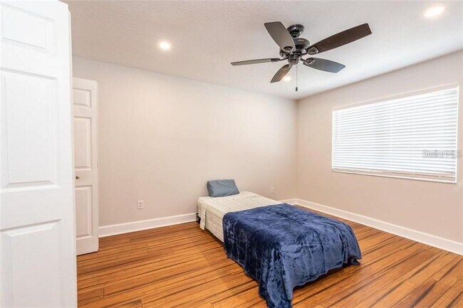 Building Photo - 13116 Fennway Ridge Dr